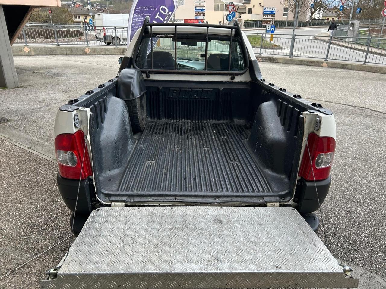 Fiat Strada 1.9 JTD Pick-up