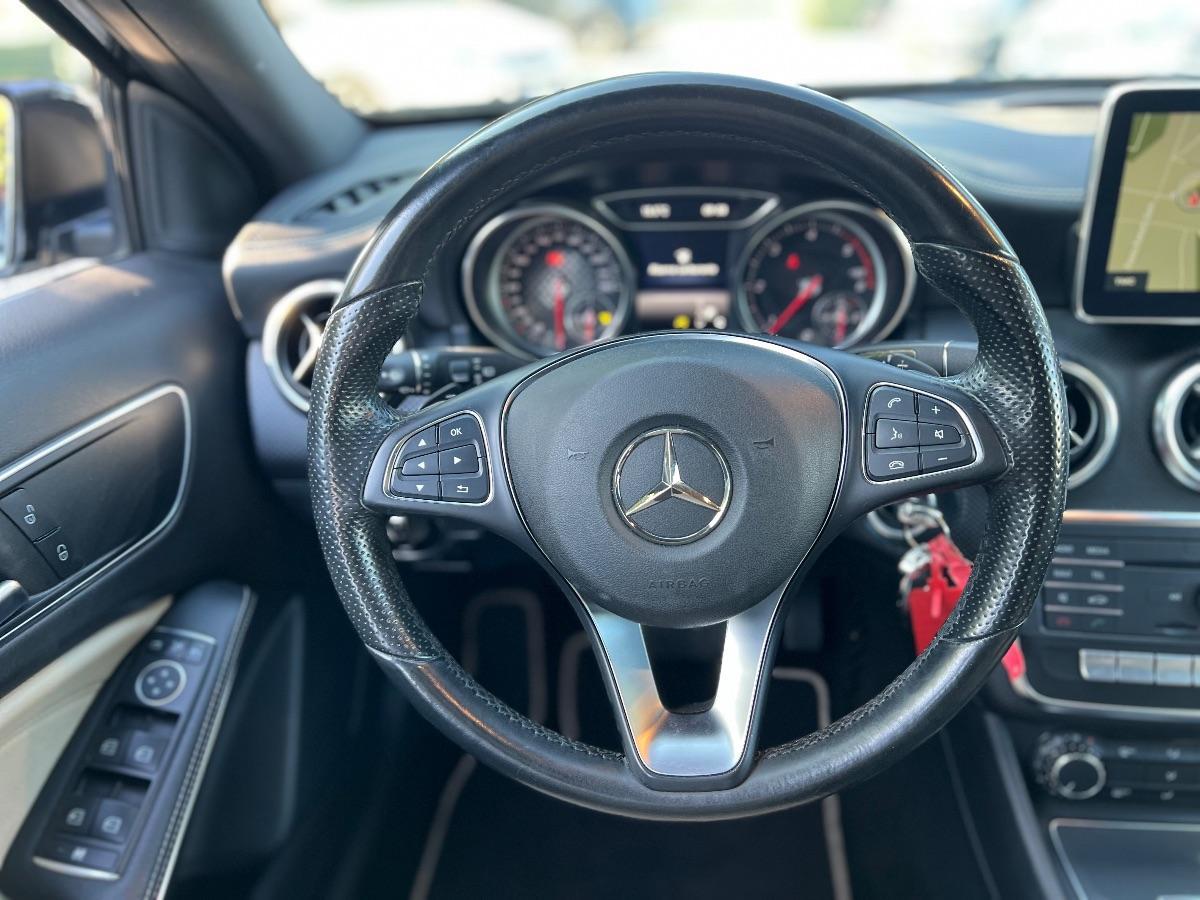 MERCEDES - Classe A - 180 CDI BlueEFFICIENCY Automatic Premium FULL