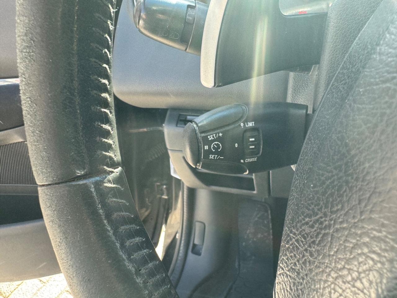 Peugeot 3008 1.6 HDi 110CV cambio robotizzato Premium