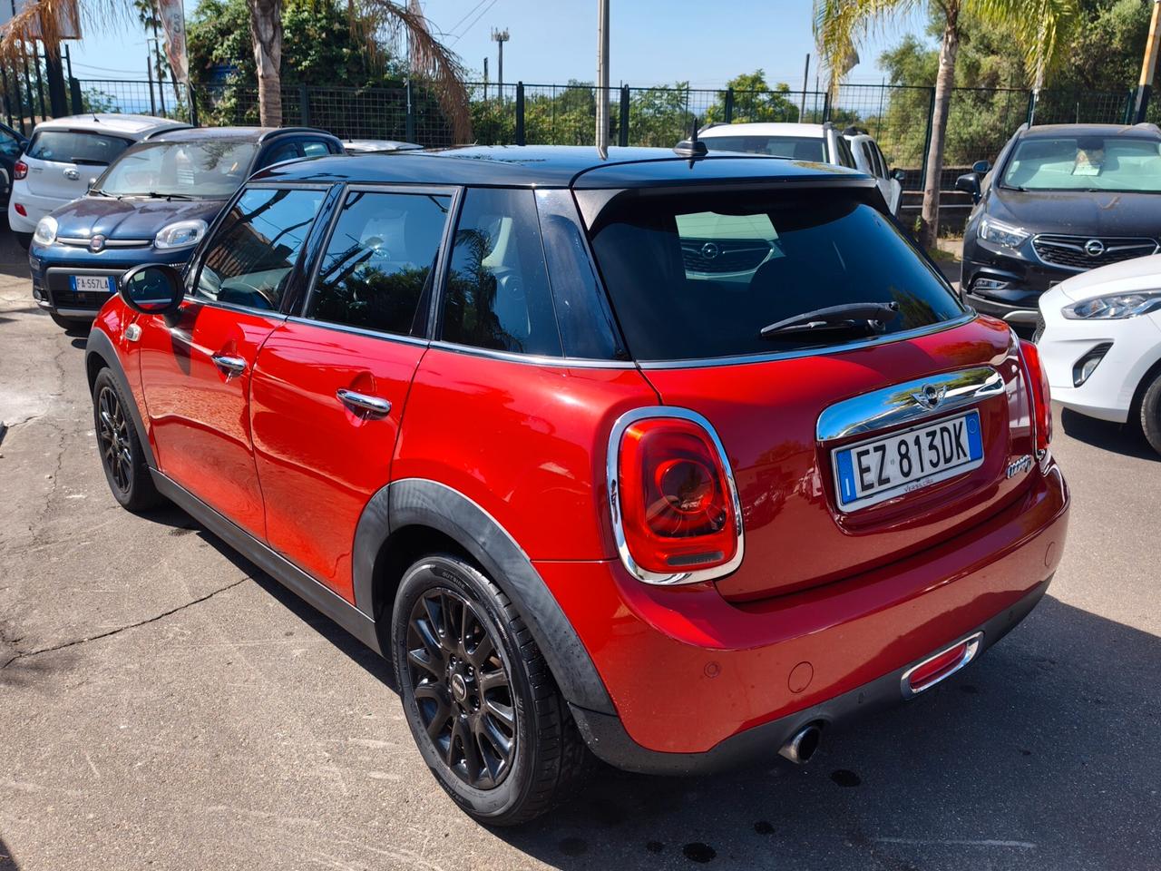 Mini 1.5 Cooper D Business 5 porte