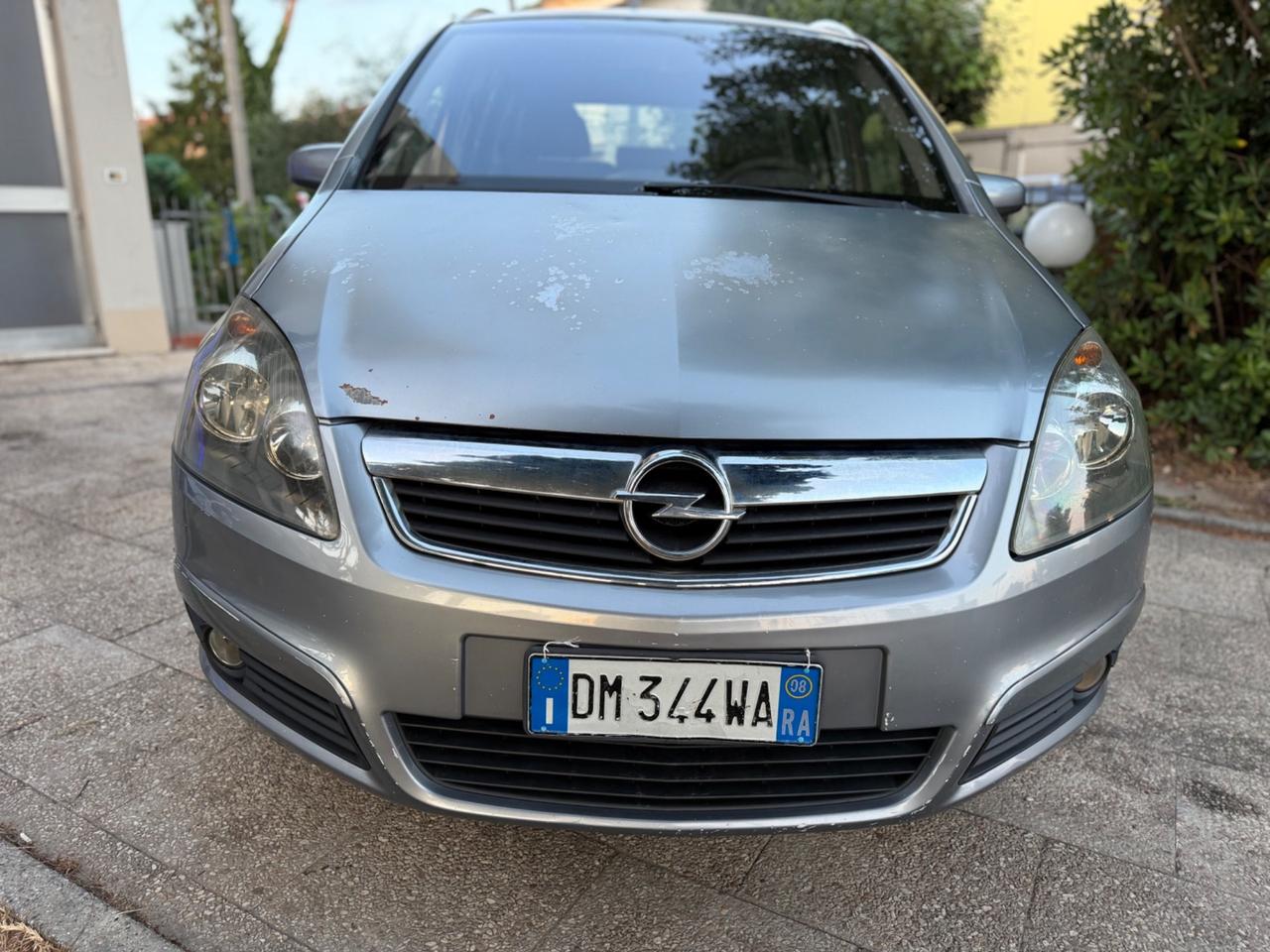 Opel Zafira 1.6 16V ecoM 94CV Cosmo