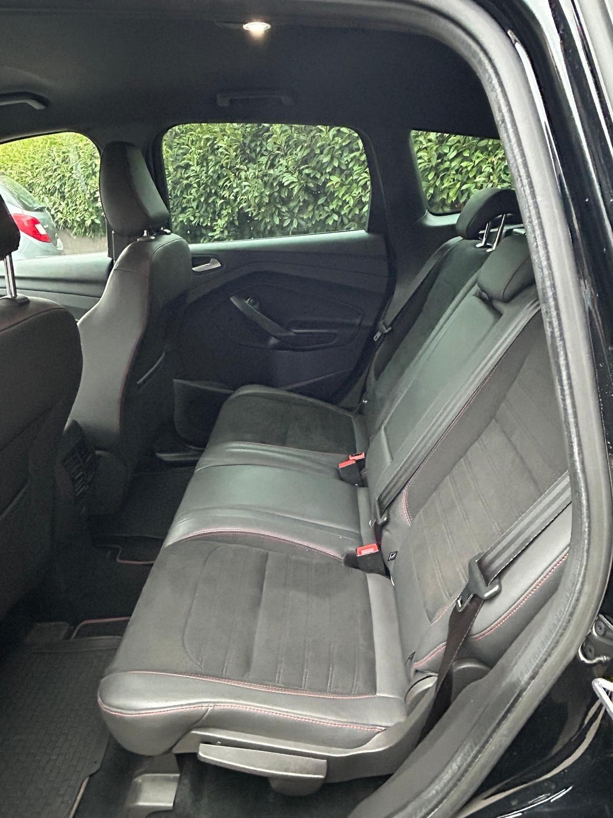 Ford Kuga 1.5 EcoBoost 120 CV S&S 2WD ST-Line