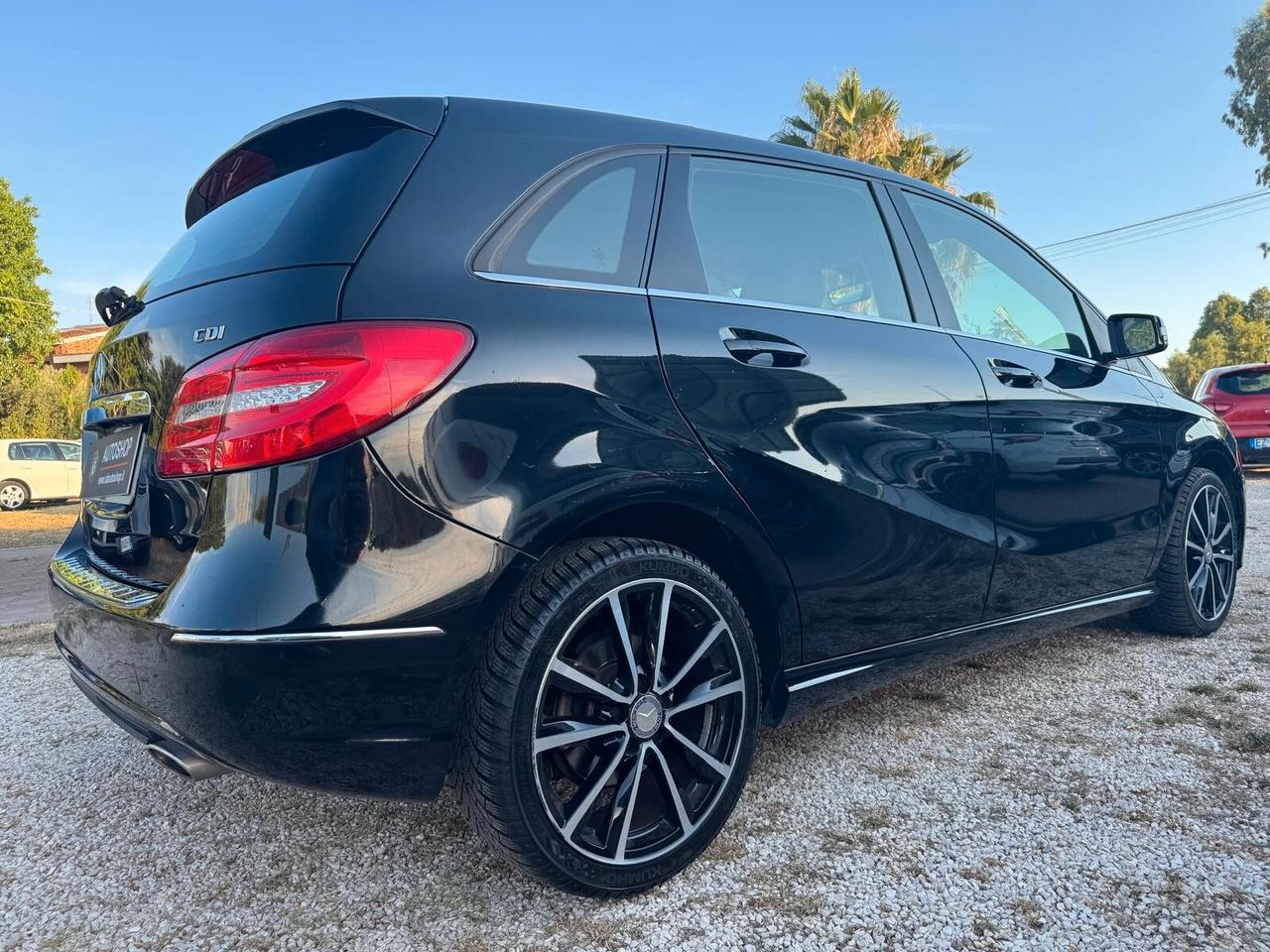 MERCEDES - Classe B - 180 CDI Premium - NEOPATENTATI - FINANZIABILE - PERMUTE