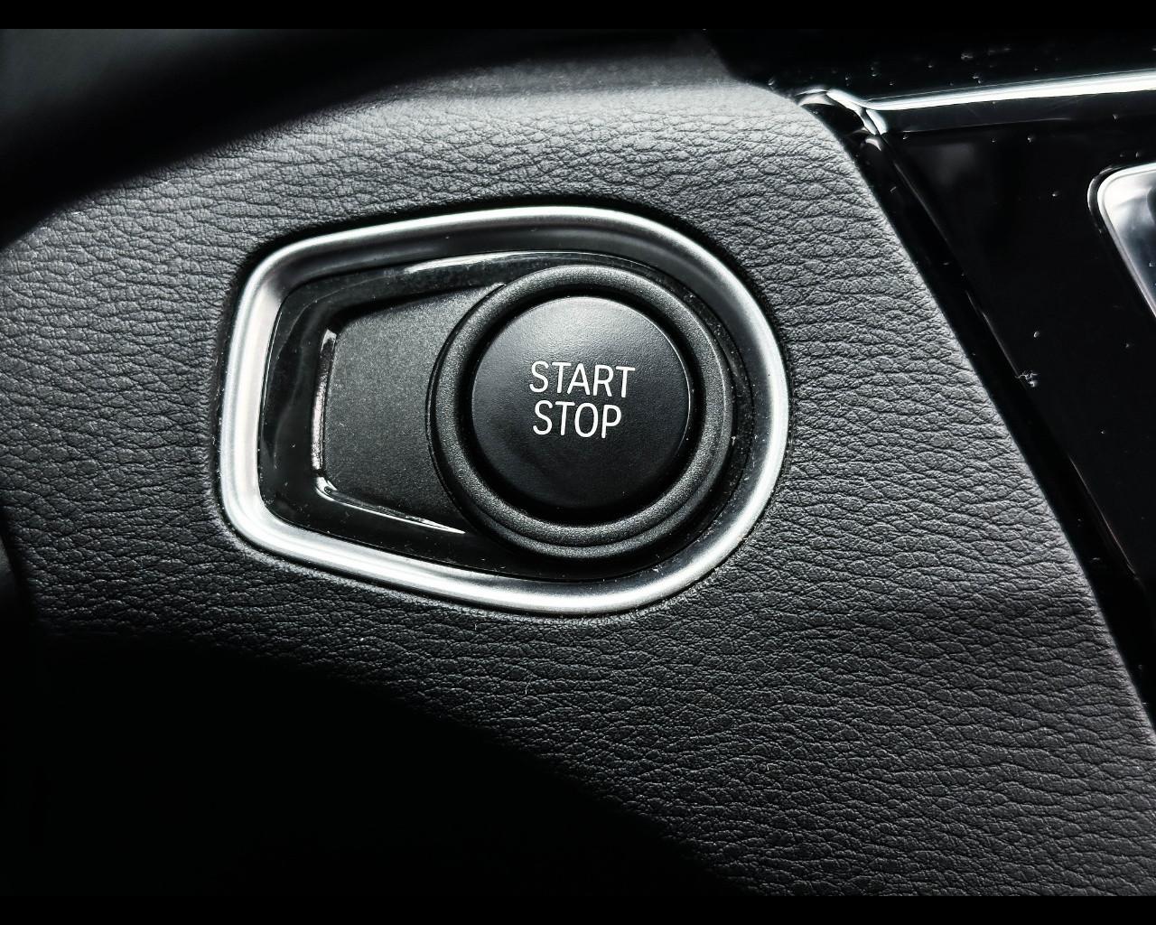 BMW X1 (F48) - X1 xDrive25e Business Advantage