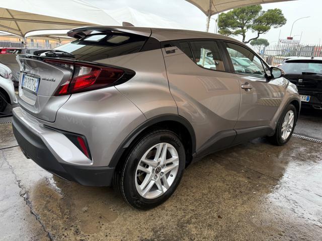 TOYOTA C-HR 1.8 Hybrid E-CVT Business