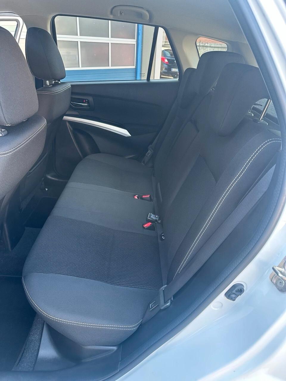 Suzuki S-Cross 1.6 DDiS Start&Stop 4WD All Grip Cool