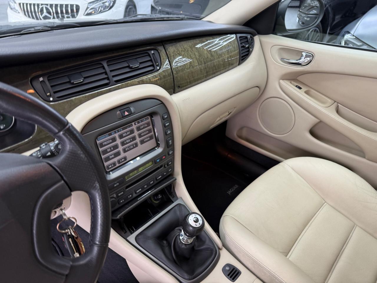 Jaguar X-Type 2.5 V6 24V cat Classic ASI