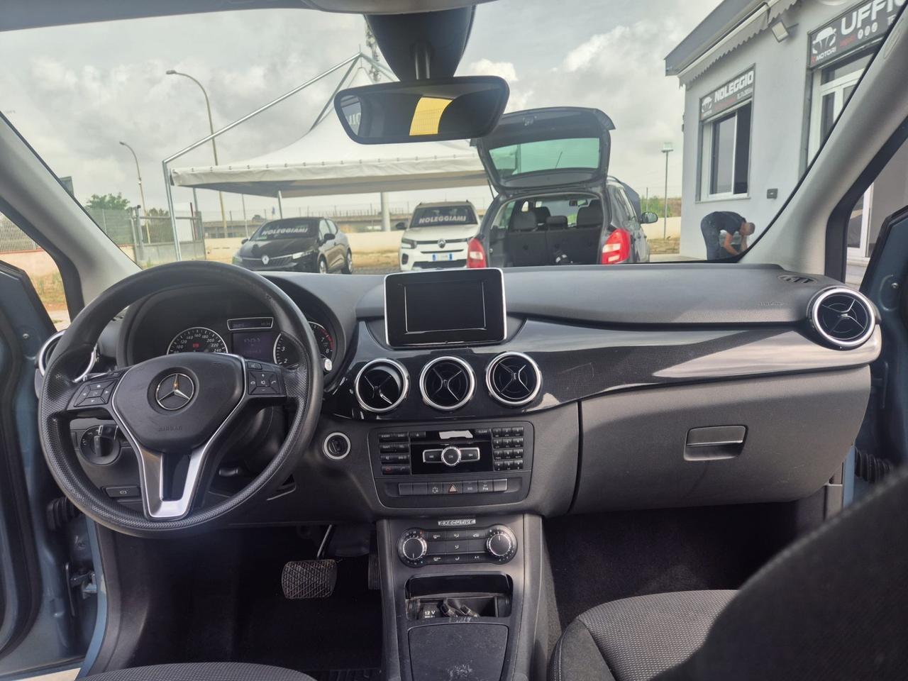 Mercedes-benz B 180 Premium Automatico