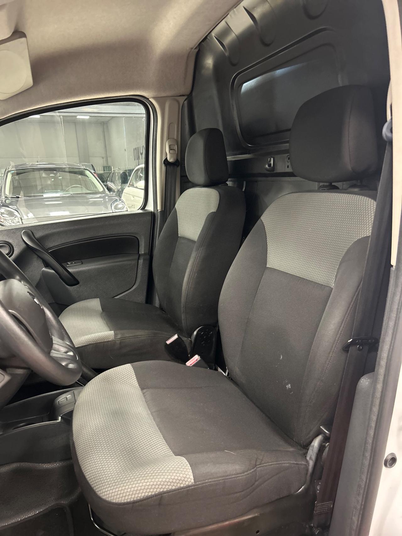 Renault Kangoo 1.5 dCi 75CV F.AP. Stop & Start 4p. Express Energy