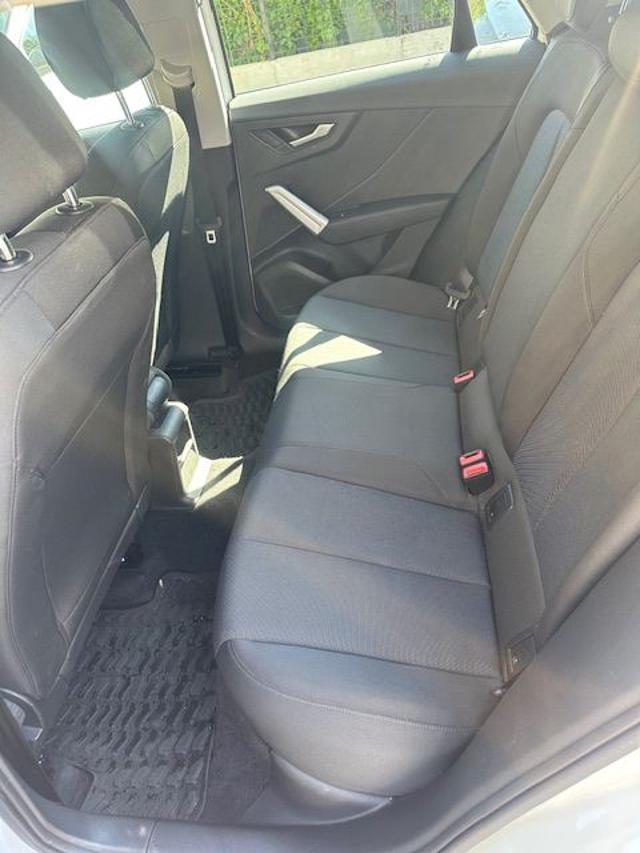 AUDI Q2 30 TDI S tronic Business Plus
