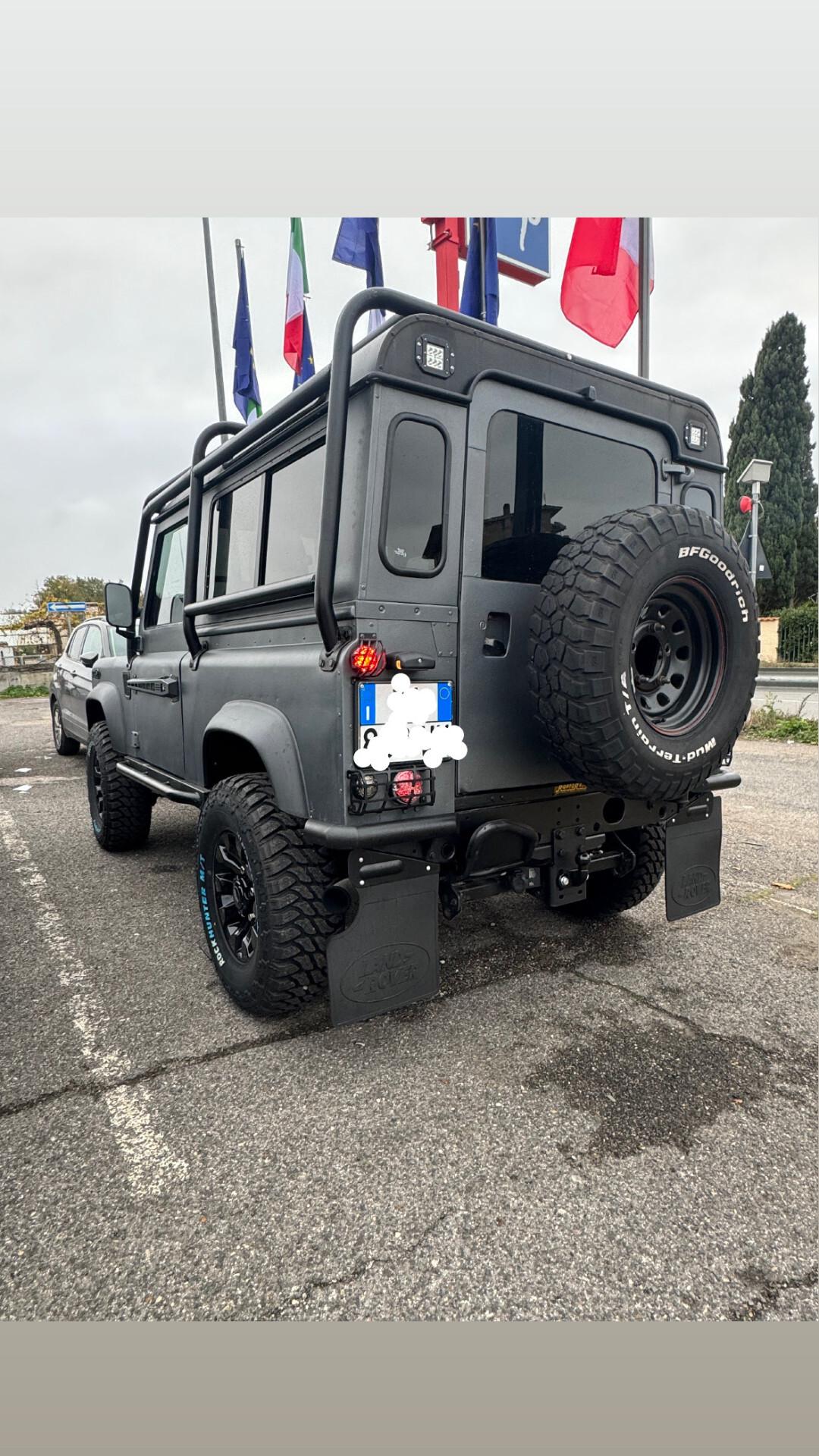 Land Rover Defender 90 2.5 Td5 Station Wagon E