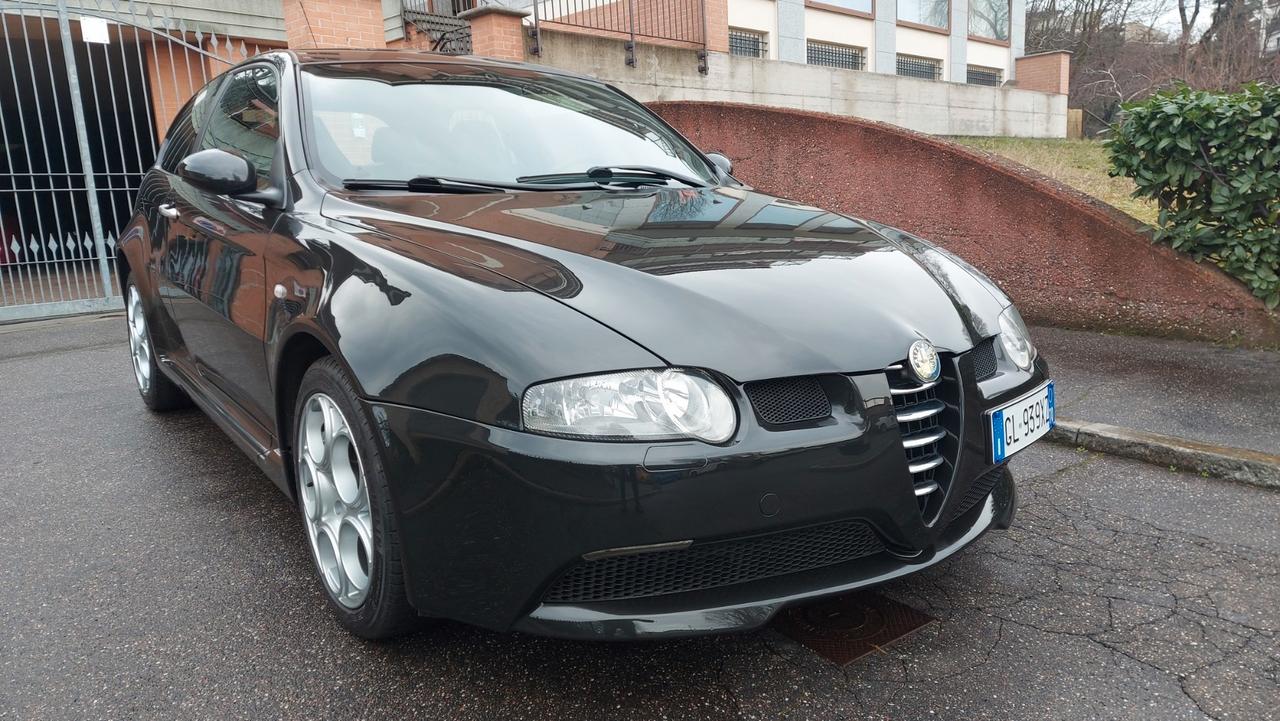 ALFA ROMEO 147 GTA 3.2i V6 24V