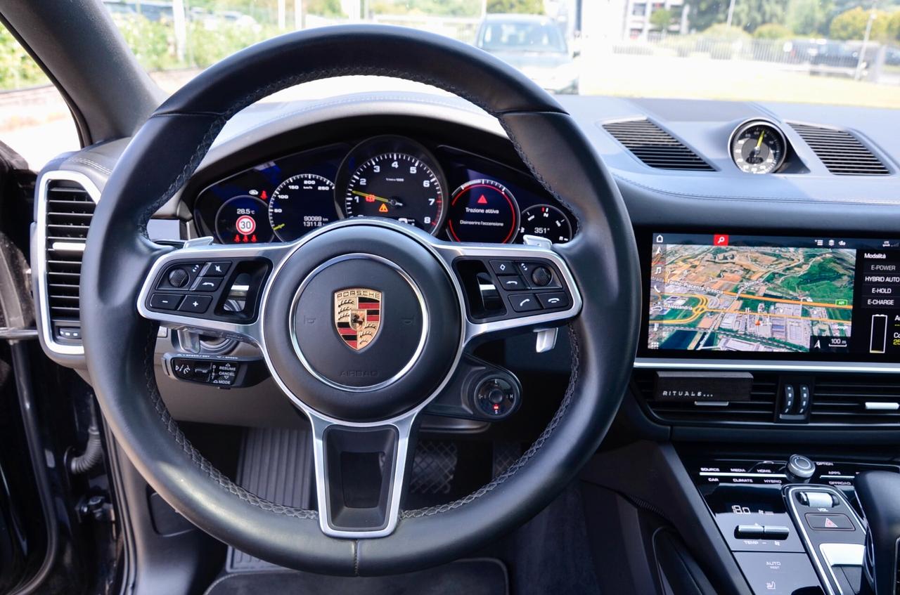 PORSCHE CAYENNE COUPE 3.0 PLUG-IN E-HYBRID 470cv TIPTRONIC, CRONOLOGIA SERVICE PORSCHE, UNICOPROP, UFF ITALIANA, EURO 6D, TETTO, HI-FI BOSE, RETROCAMERA 360°, PERMUTE