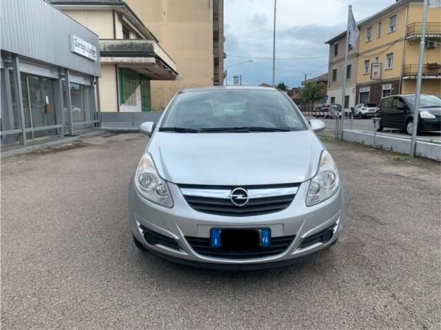 Opel Corsa 1.2 3 porte NEOPATENTATI !!