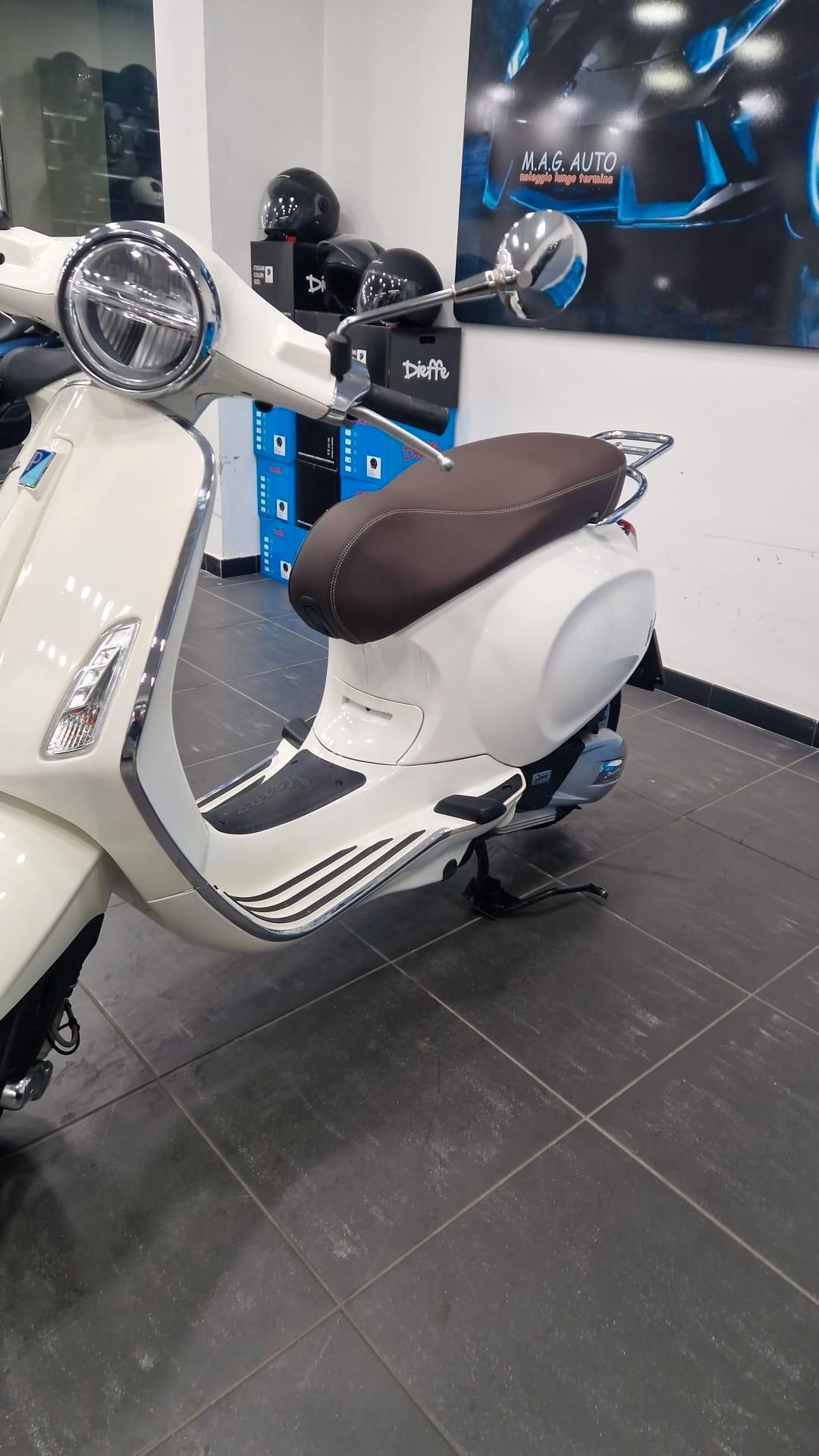 Piaggio Vespa 125 Primavera