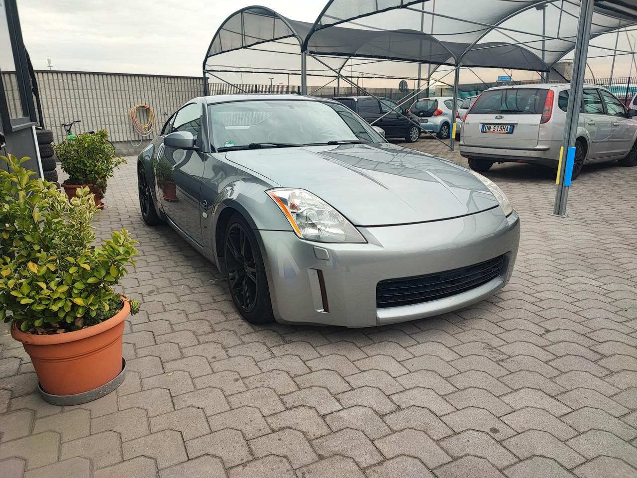 Nissan Z 350Z Coupé 3.5 V6 distribuzione e valvole nuove