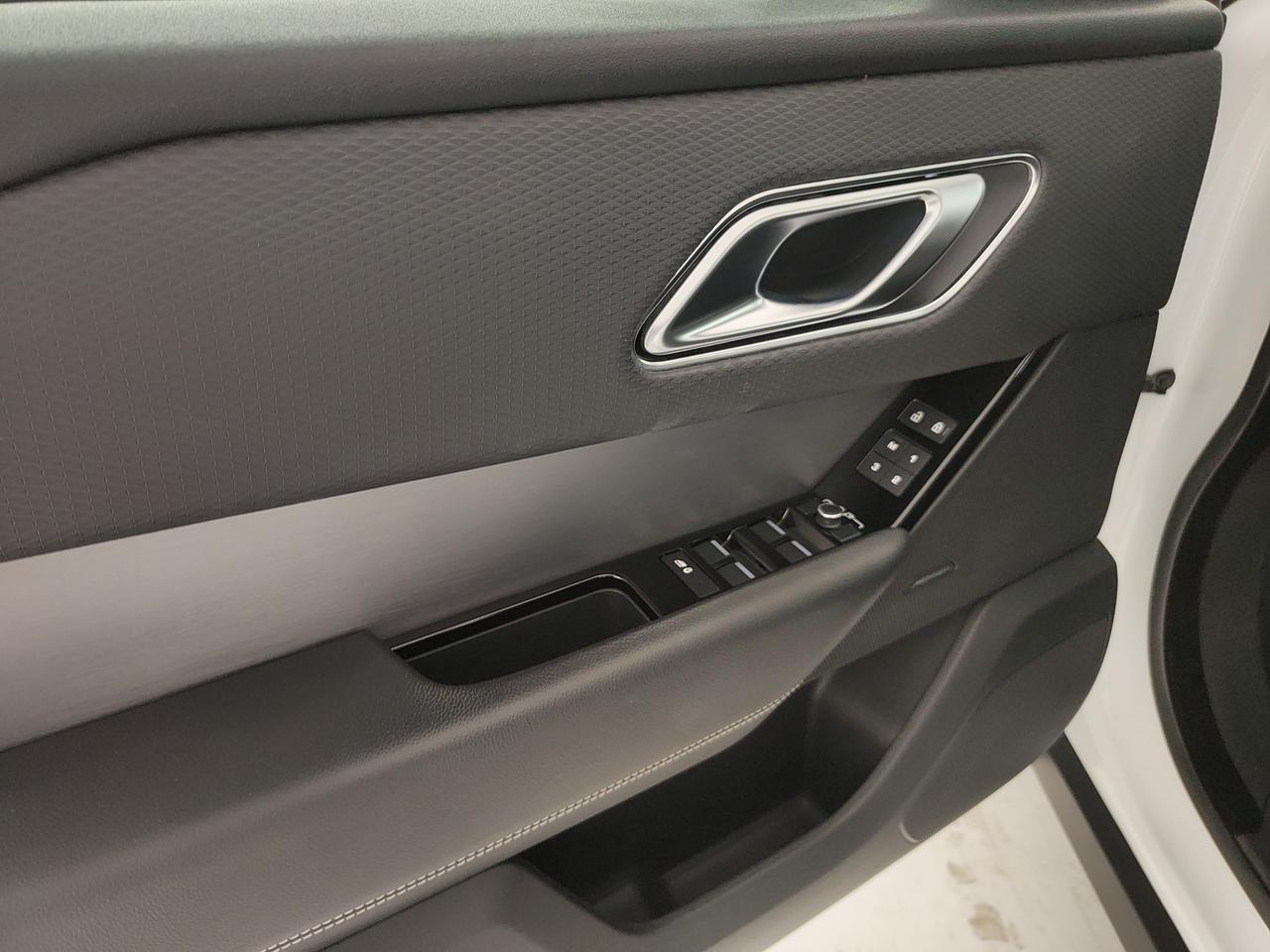 LAND ROVER Range Rover Velar 2.0d i4 mhev R-Dynamic S 4wd 204cv auto