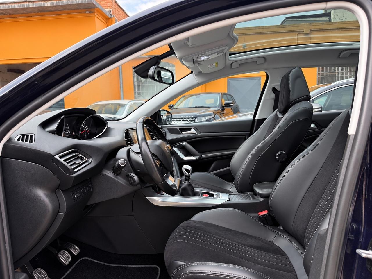 Peugeot 308 1.6 e-HDi 115 CV Stop&Start Business