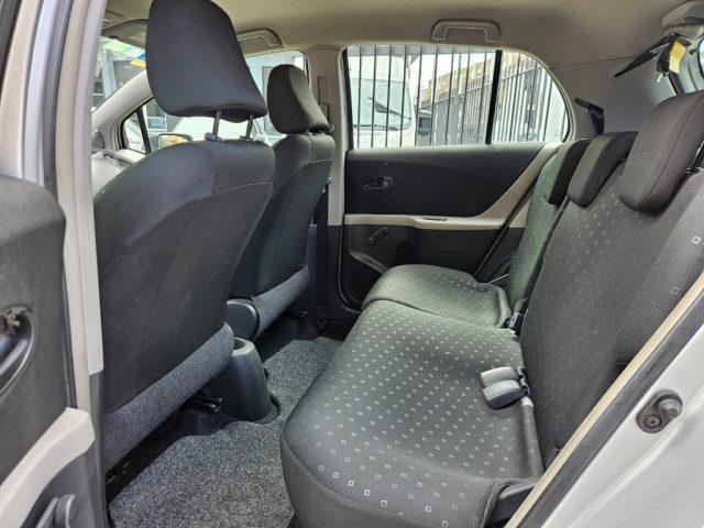 TOYOTA Yaris 1.0 5 porte