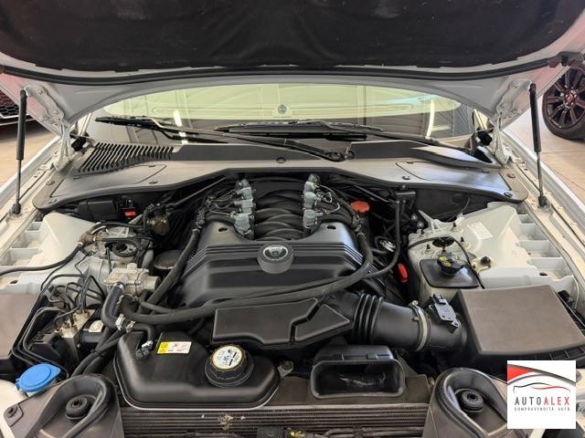 JAGUAR - XJ8 4.2 V8 298cv
