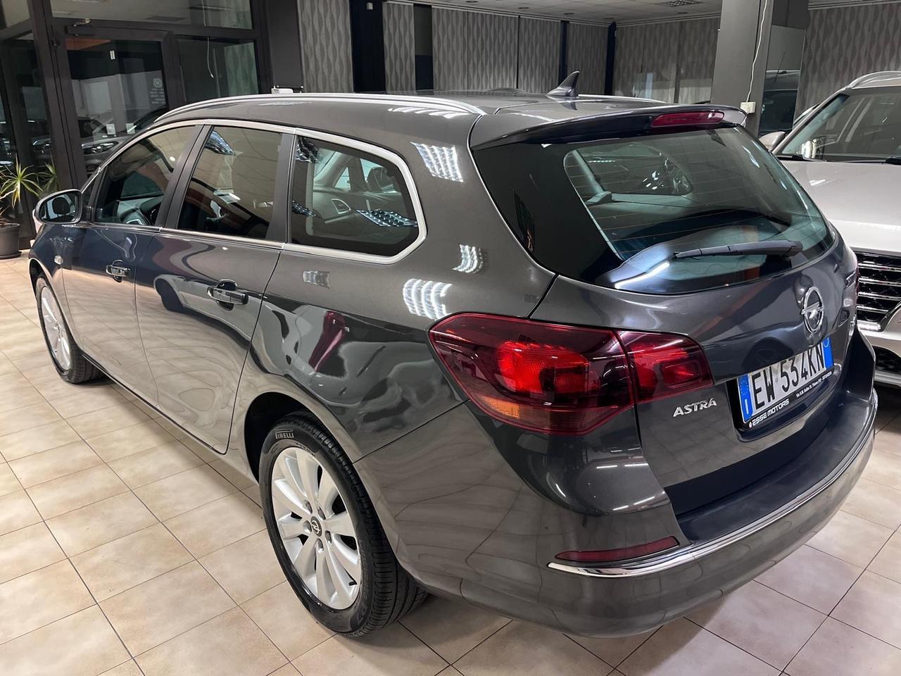 Opel Astra - 2014 1.7 CDTI 130CV 118.000 KM