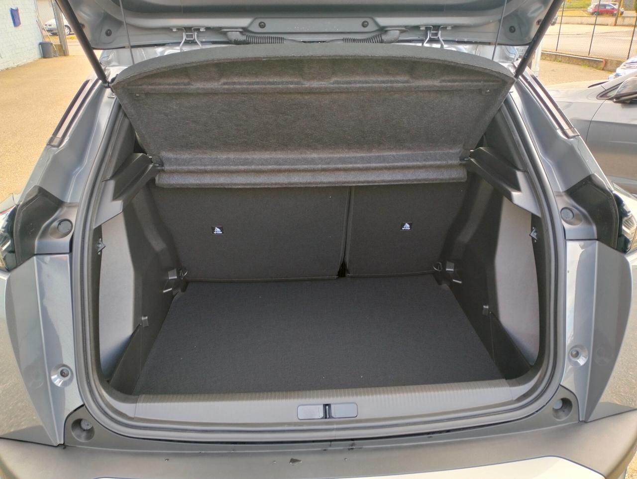 Peugeot 2008 PureTech 100 S&S Allure