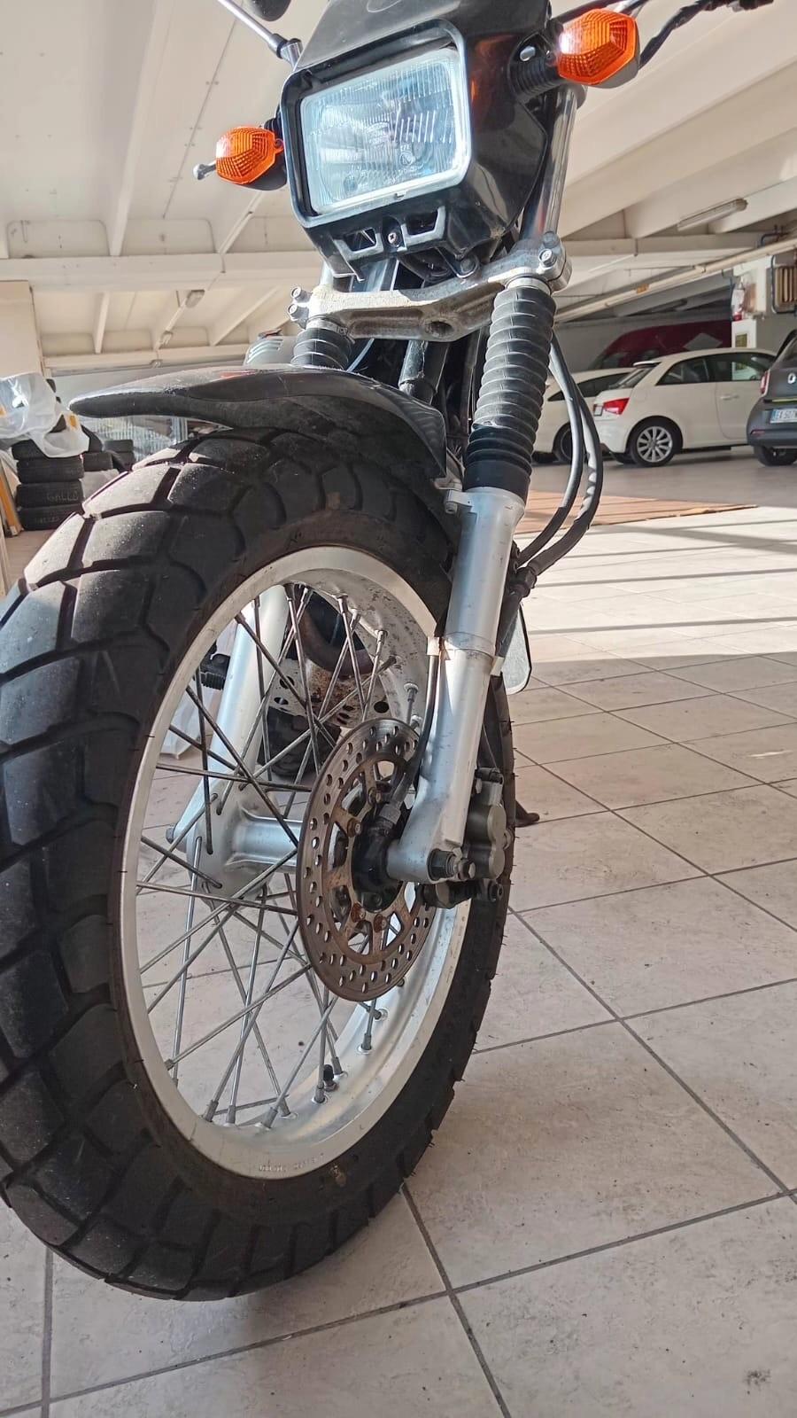 Yamaha TW 125 tw125