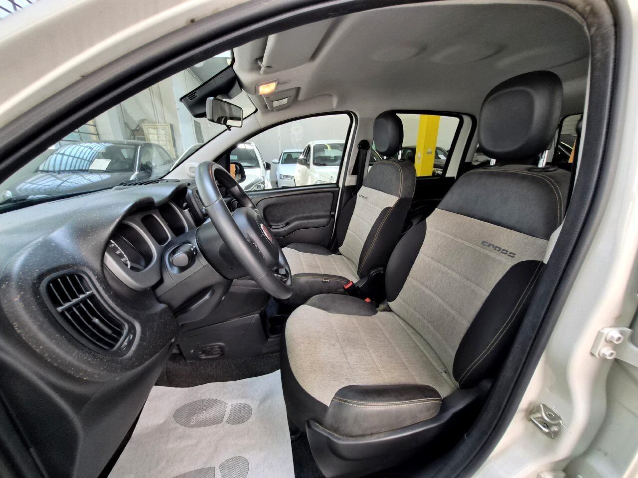 Fiat Panda Cross 1.0 Hybrid