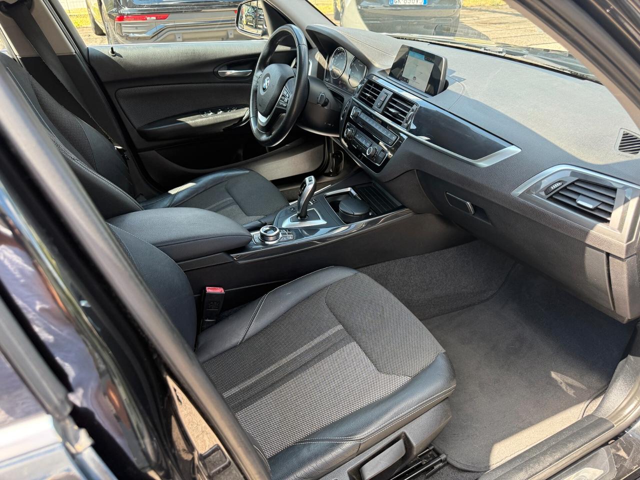 Bmw 116 116d 5p. Urban , Neopatentati , Automatica