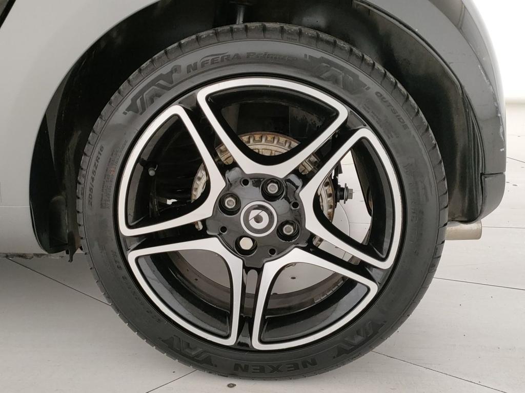 Smart fortwo coupe 0.9 Turbo JBL twinamic