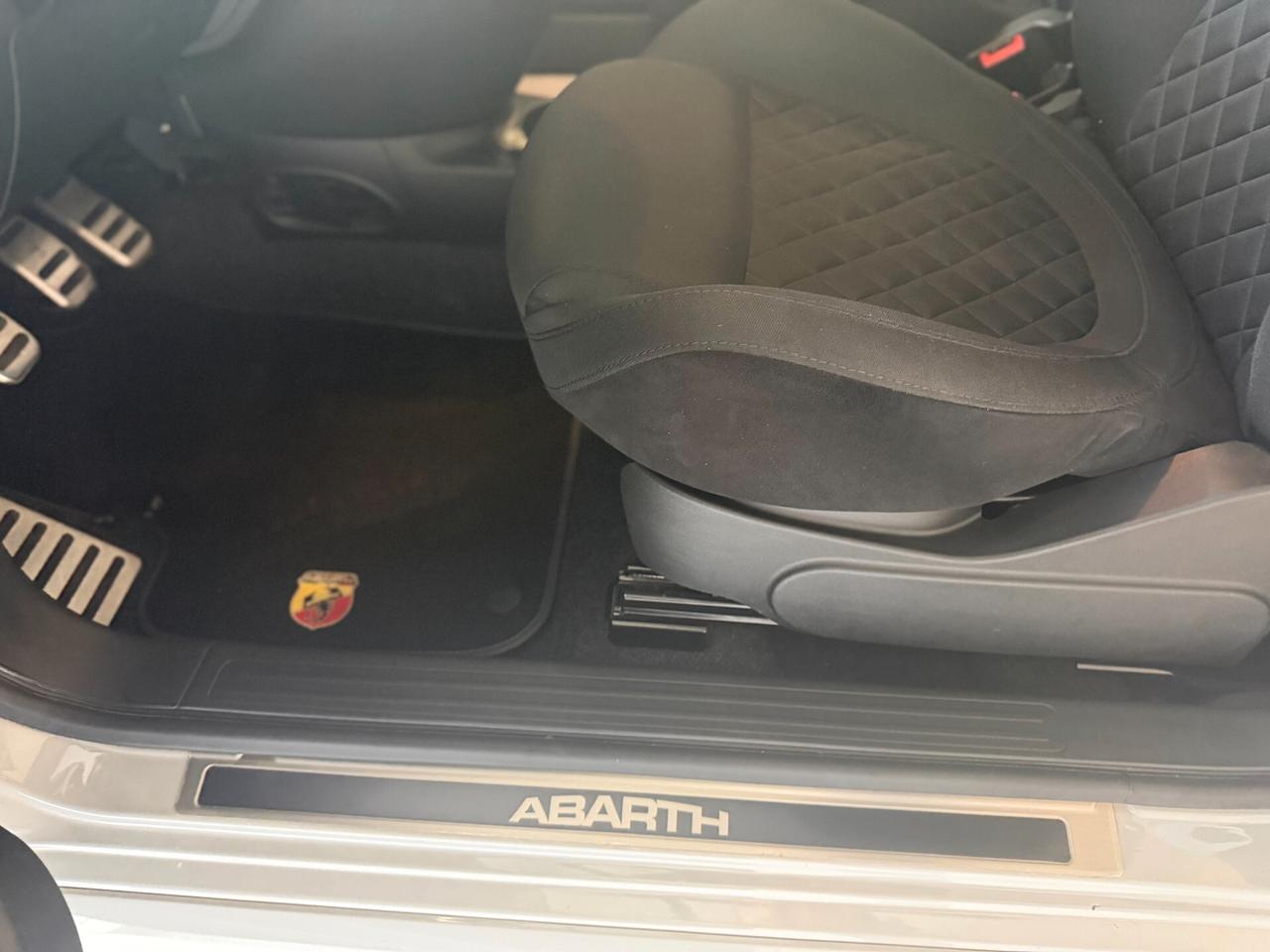 Abarth 595 1.4 Turbo T-Jet 145 CV