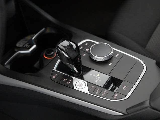 BMW 116 Serie 1 F40 116d Advantage auto