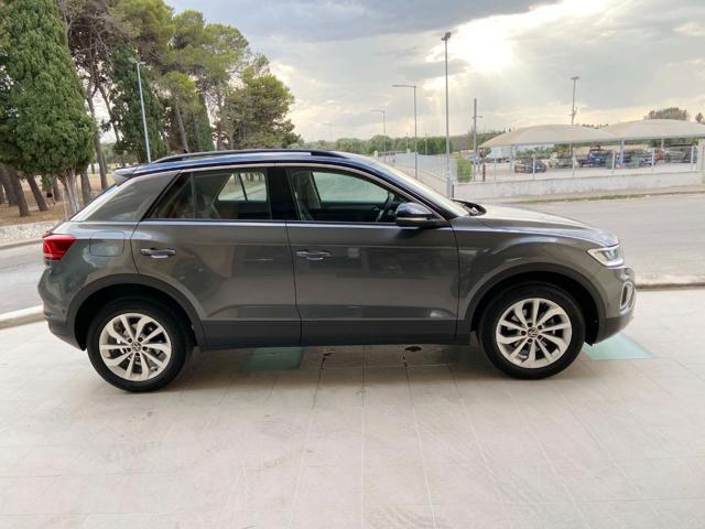VOLKSWAGEN T-Roc 1.0 TSI Style VIRTUAL COCKPIT-CARPLAY-FARI LED