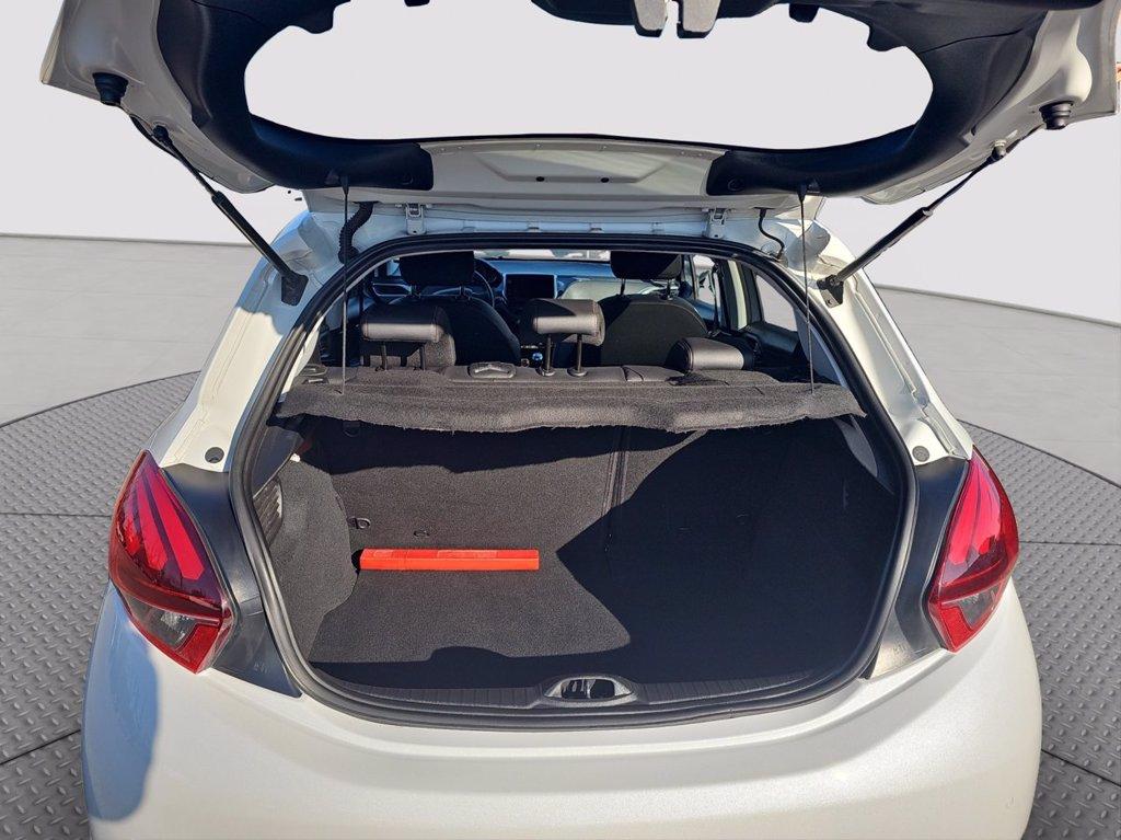 PEUGEOT 208 5p 1.6 bluehdi GT Line s&s 120cv del 2018