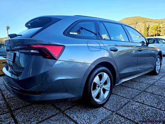 SKODA Octavia 2.0 TDI EVO SCR 150 CV DSG Wagon Executive