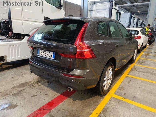 VOLVO XC60 XC60 2.0 b4 Momentum auto -GE362CW