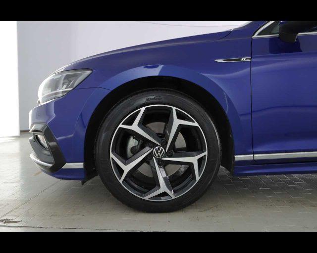 VOLKSWAGEN Passat Variant 2.0 TDI SCR EVO DSG Executive