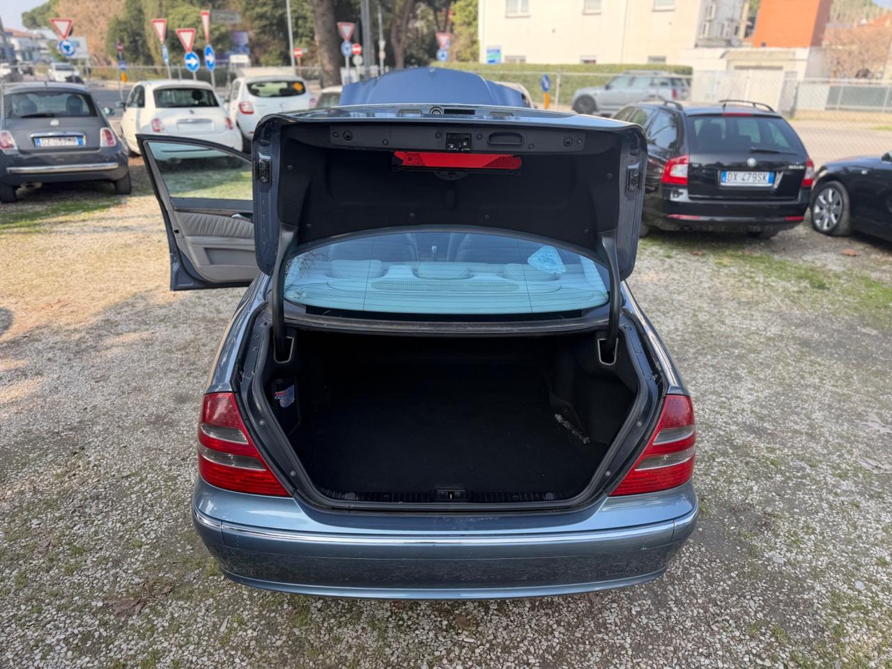 Mercedes-benz E 220 CDI cat Avantgarde Automatico