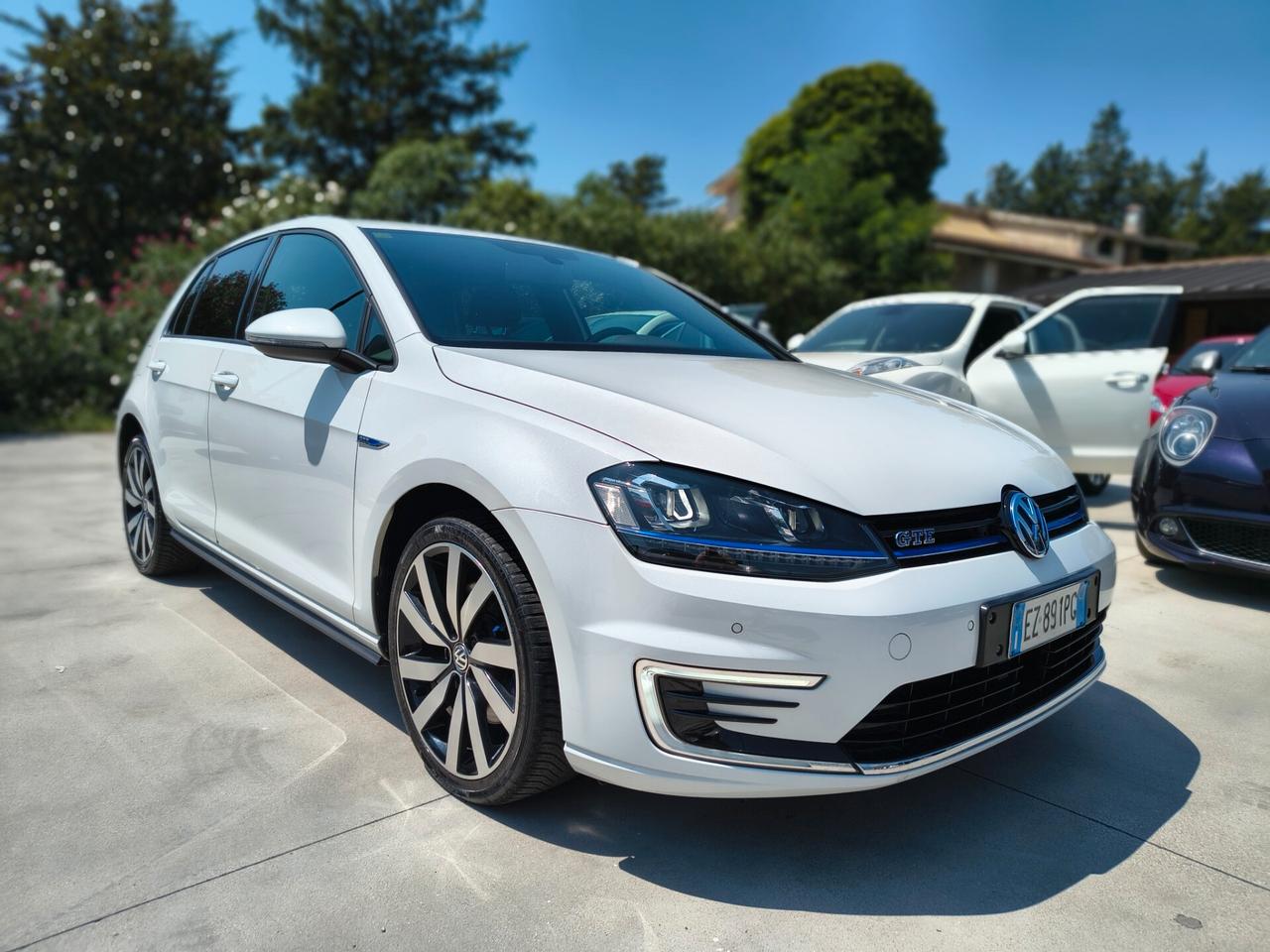 VW Golf GTE 1.4 TSI DSG Plug-In-Hybrid