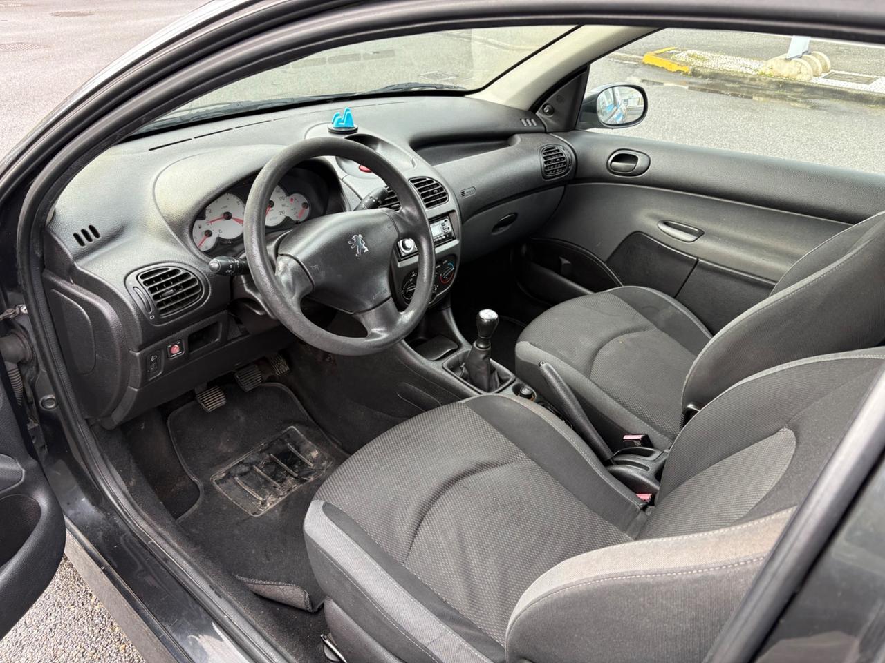 Peugeot 206 1.4 3p. Enfant Terrible