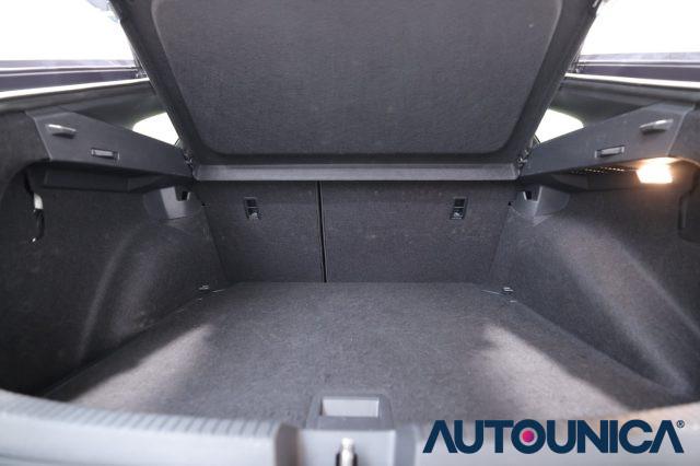 VOLKSWAGEN Taigo 1.0 TSI 115 CV R-LINE FARI LED TETTO PANORAMA