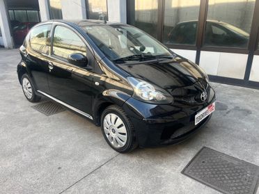 Toyota Aygo 1.0 12V VVT-i 5 porte Sol