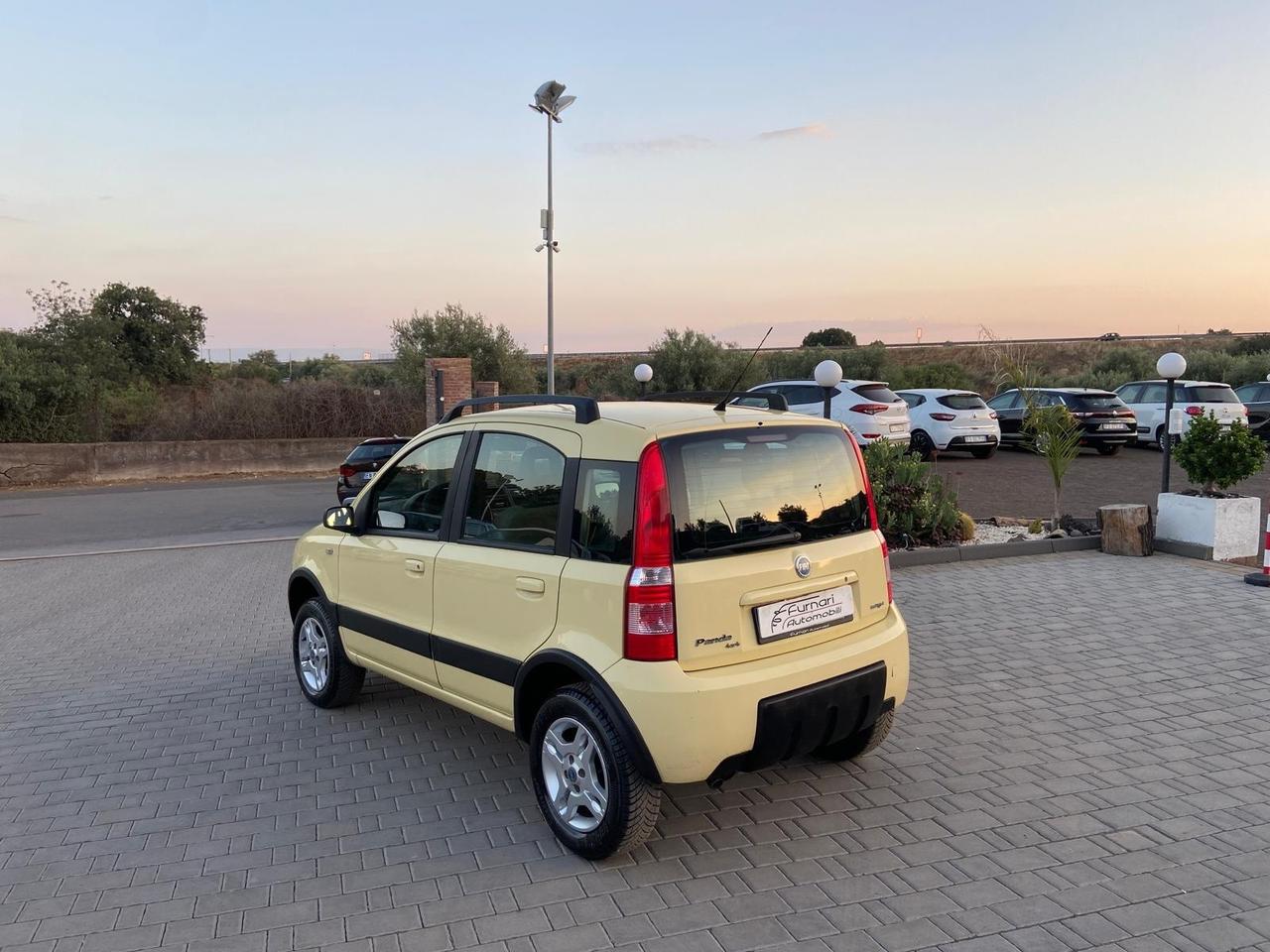Fiat Panda 1.3 MJT 16V 4x4 Climbing