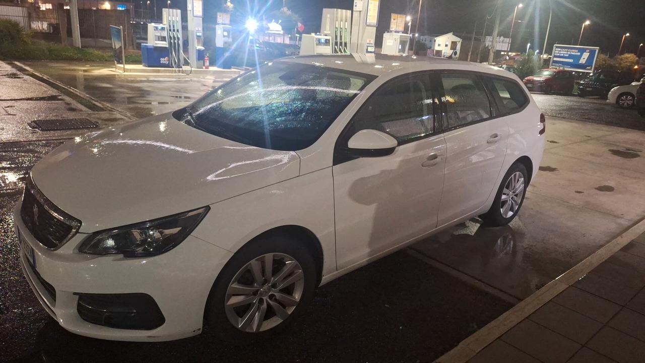 Peugeot 308 BlueHDi 130 S&S SW Active Pack