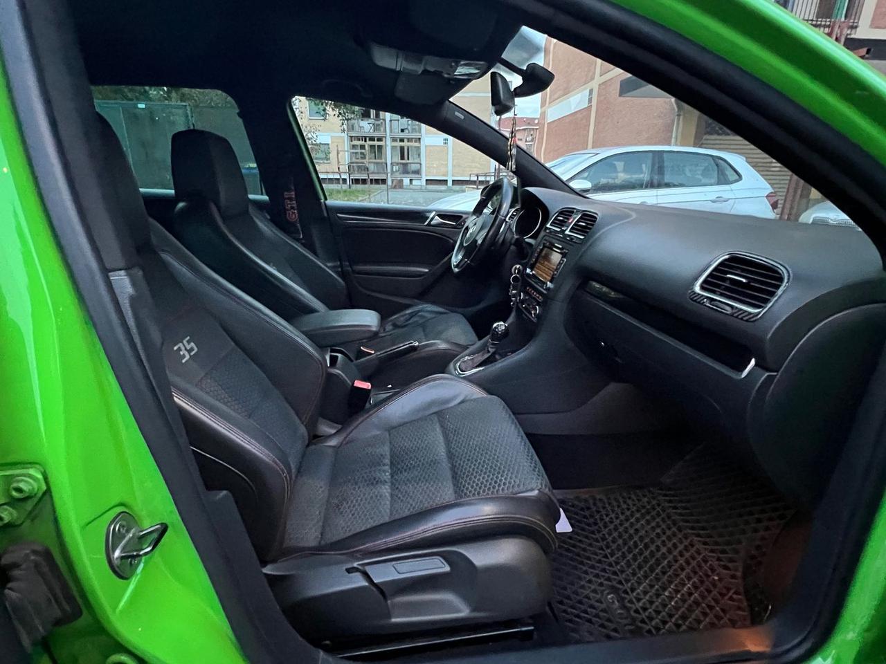 Volkswagen Golf Edition 35 2.0 GTI #7431