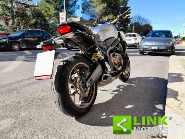 HONDA CB 650 R SOLO 8500KM