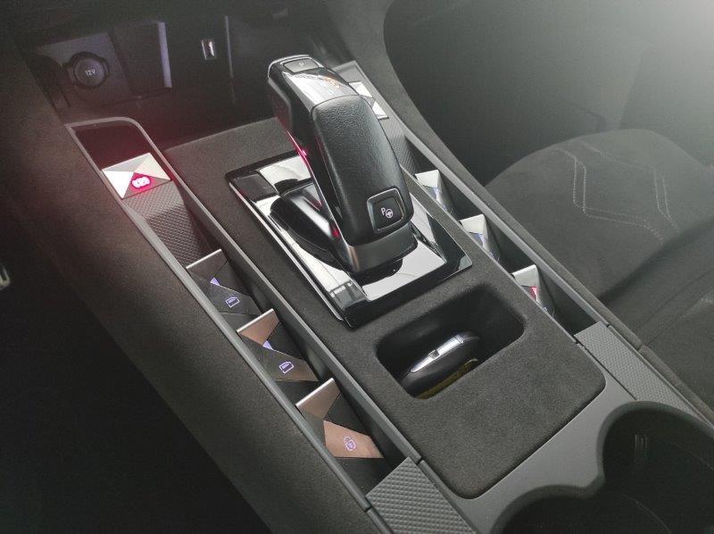 DS DS 7 - DS 7 Crossback BlueHDi 130 aut. Performance Line+