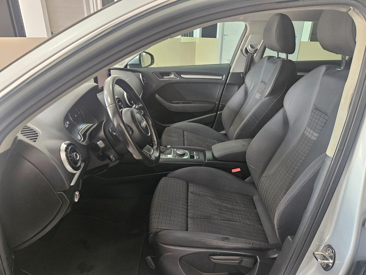 Audi A3 SPB 1.6 TDI Ambiente
