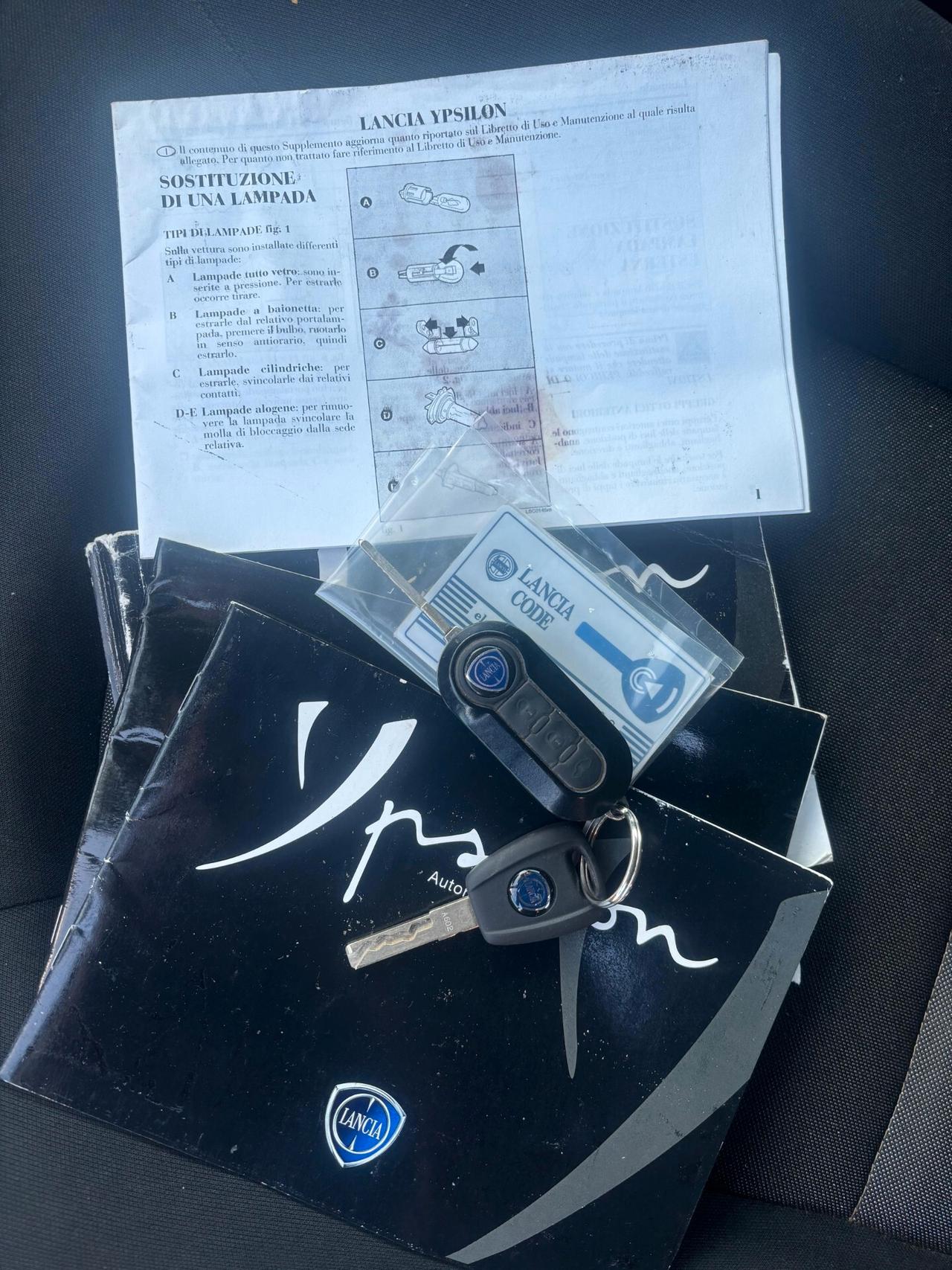 Lancia Ypsilon 1.2 69 CV Platinum