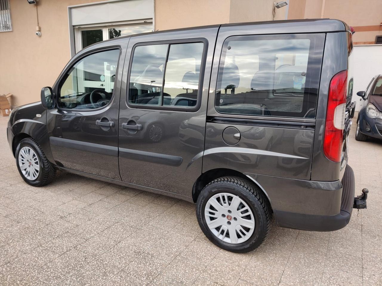 Fiat Doblò 1.3 Multijet GANCIO TRAINO CON POSTI